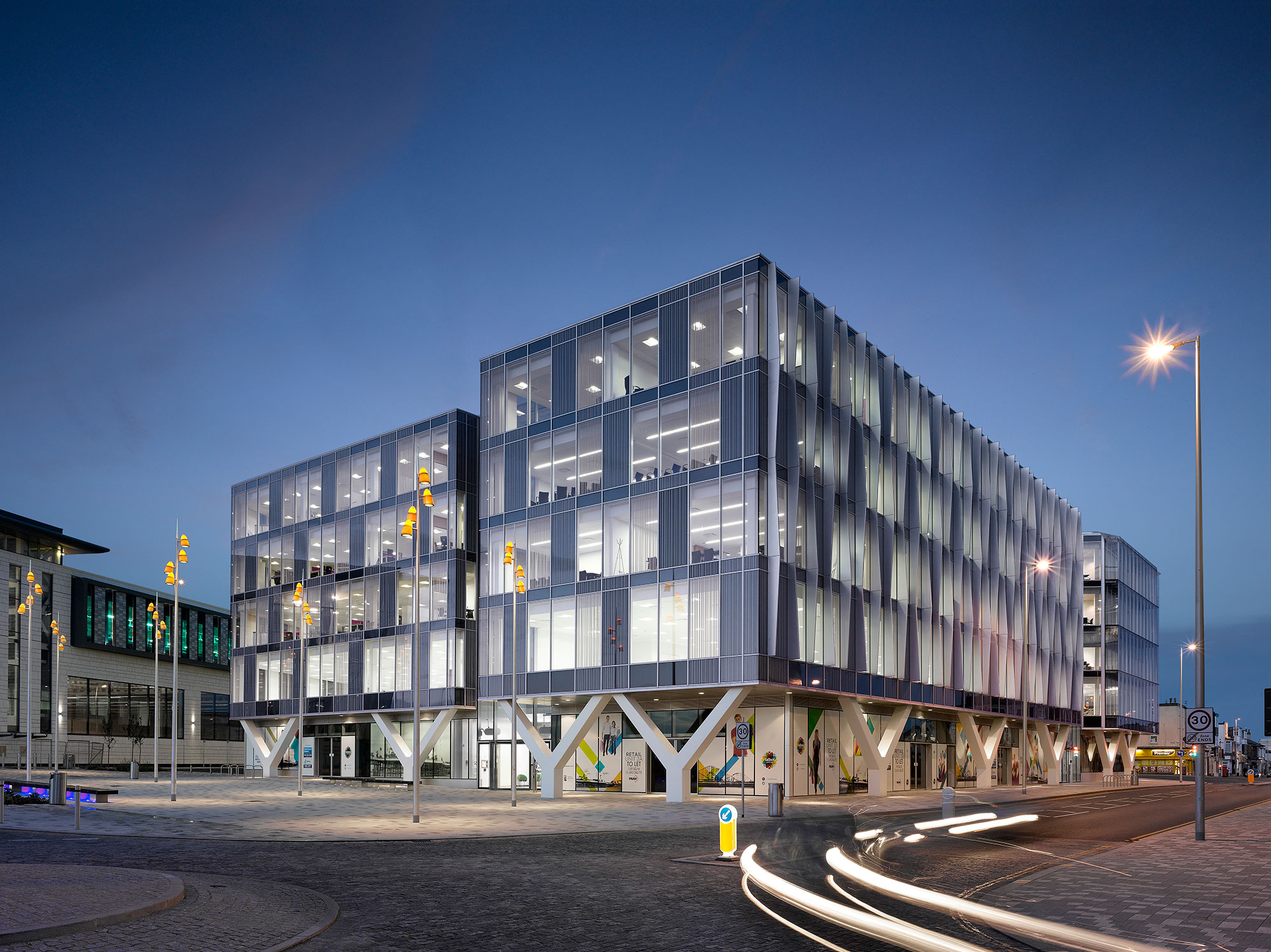 A new central business and civic quarter with 1.1 million sq ft of commercial accommodation, including Grade A offices, world class education spaces and a transport hub for made for modern living.